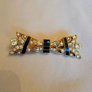 Bow pin